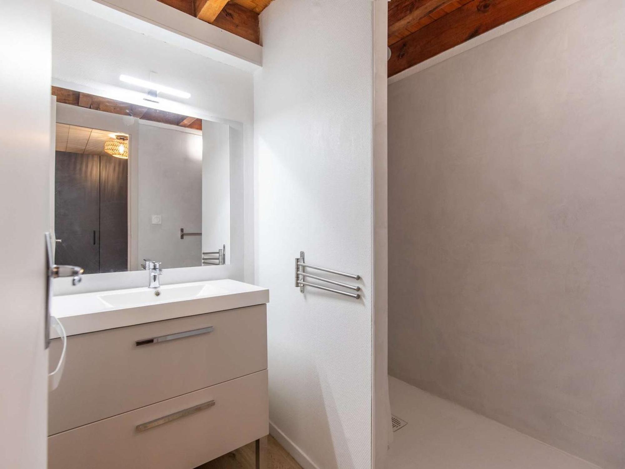 T2 Renove Avec Terrasse, Parking Prive, Local Velos A Cauterets - Fr-1-401-290 外观 照片