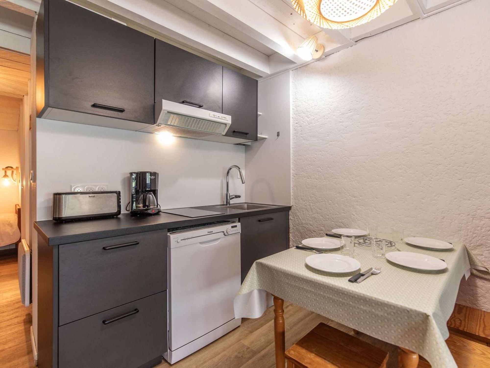 T2 Renove Avec Terrasse, Parking Prive, Local Velos A Cauterets - Fr-1-401-290 外观 照片